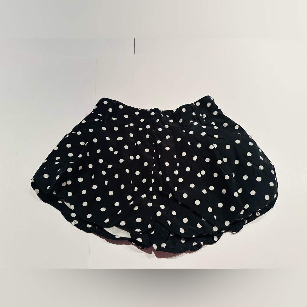 Black and White Polka Dot Bubble Shorts Size: 2T